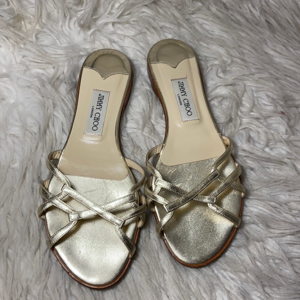 JIMMY CHOO GOLD FLAT LEATHER SLIDE SANDALS